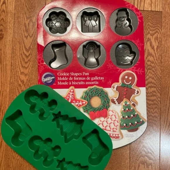 2 New Christmas Baking Forms - Picture 2 of 4